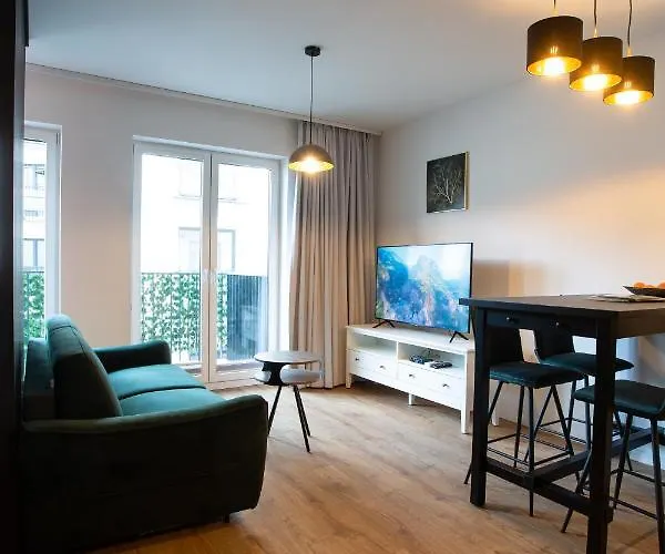 Centrum Sunny Lwowska 10 *