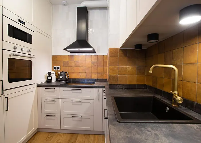 Apartment Centrum Sunny Lwowska 10 *