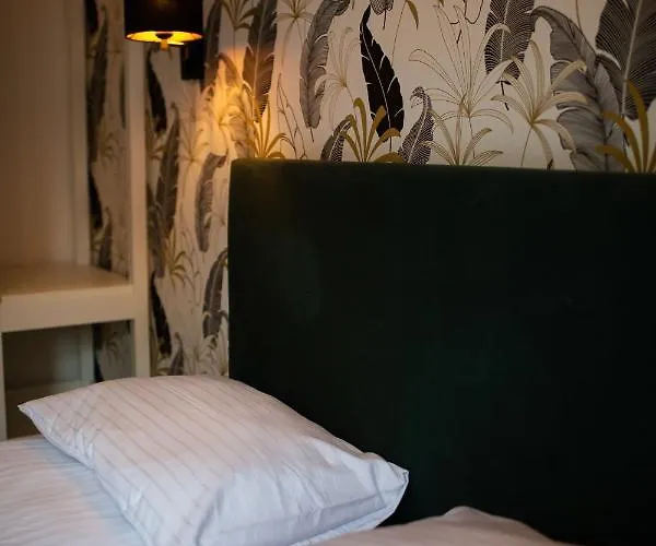 Centrum Sunny Lwowska 10 *