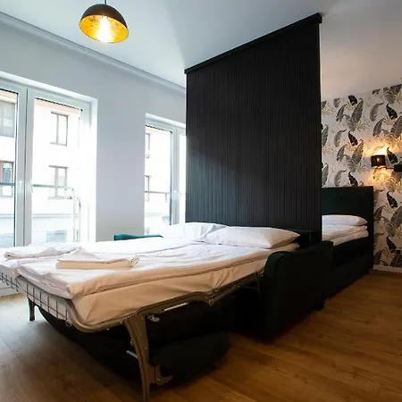 Centrum Sunny Lwowska 10 Апартаменты *