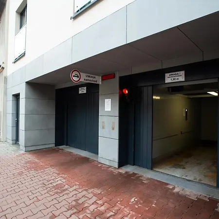Centrum Sunny Lwowska 10 아파트